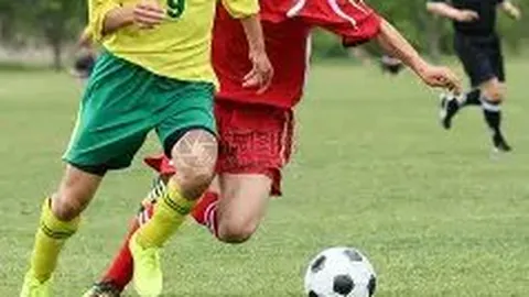 泰山队新门神横空出世，逆境担当彰显英勇风范